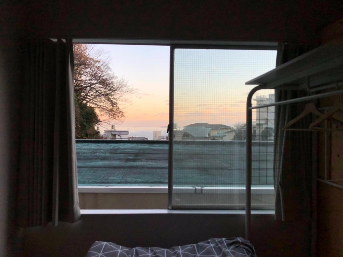 Artbar & Guesthouse Ennova Atami  Bagian luar foto